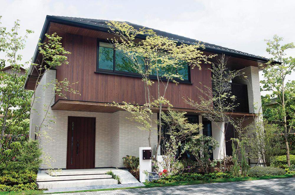 It can house building experience.  / Sendai Station East Exhibition Hall