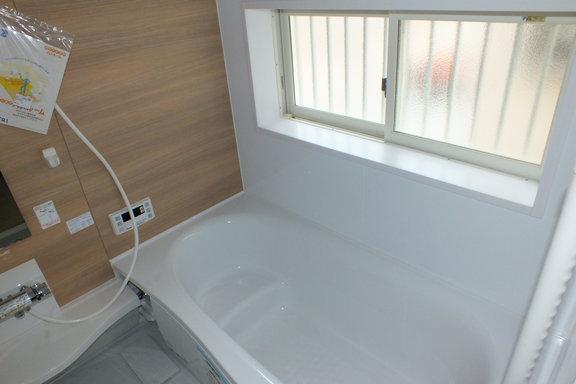 Bathroom. ● same specifications ●