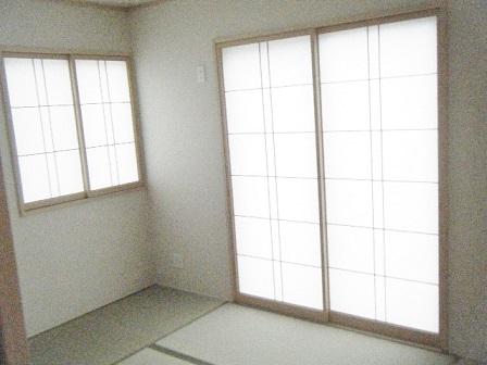 Same specifications photos (Other introspection)