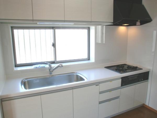 Same specifications photo (kitchen)