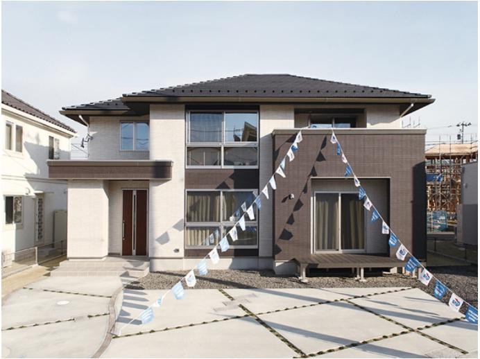 Local appearance photo. Building 2 appearance