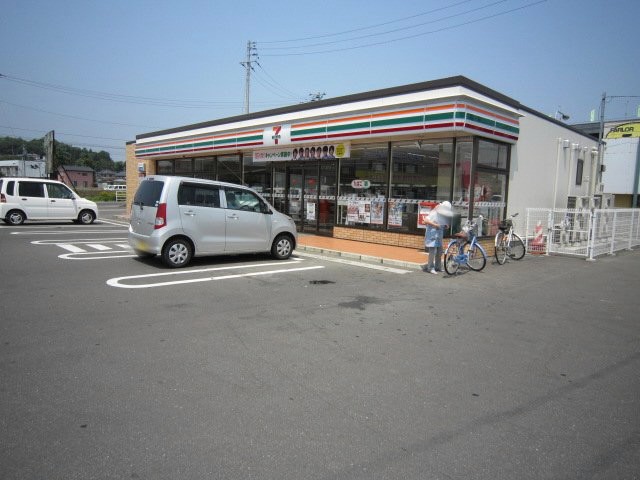 Convenience store. Seven-Eleven Natori Inozaka store up (convenience store) 764m