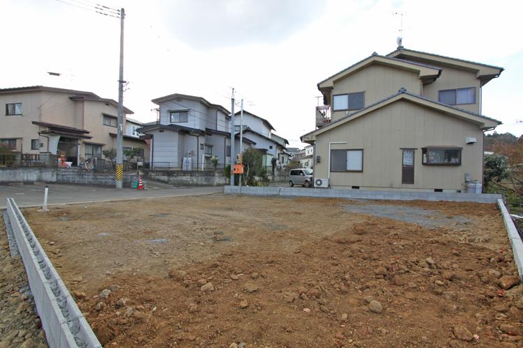 Local appearance photo. Local (11 May 2013) Shooting