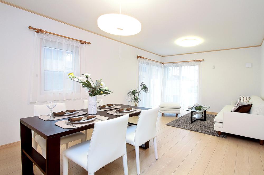 Living. (2013 / 7 / 30 shooting)