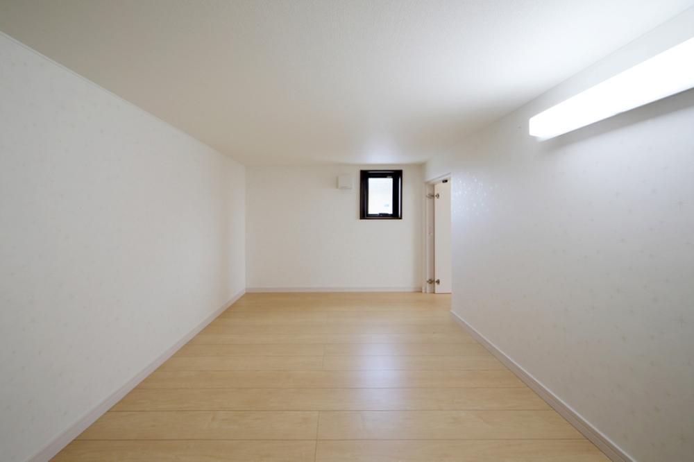 Other introspection.  ■ Ltd. Katie ready-built specification example [Under ya back storage]