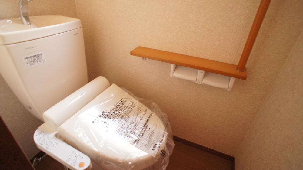 Toilet. Same specifications Photos