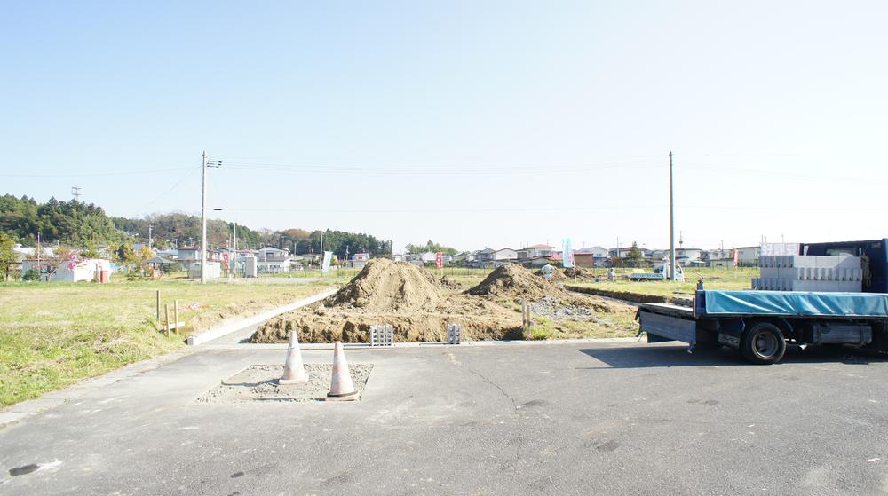 Local photos, including front road