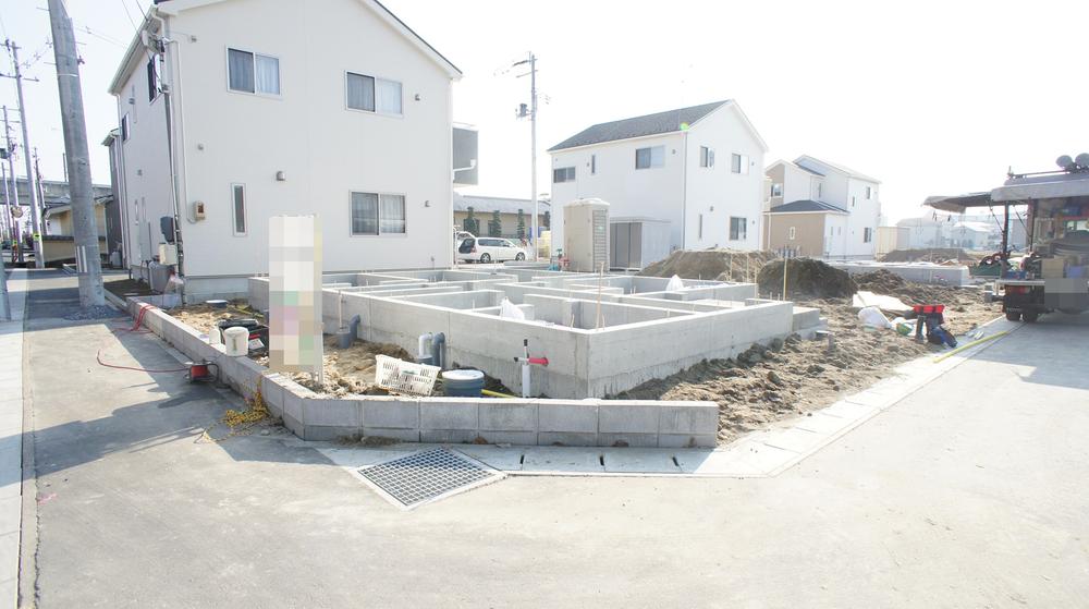 Local photos, including front road