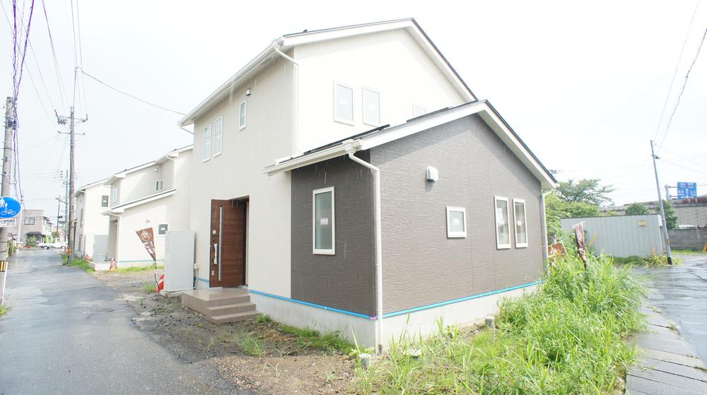 Local photos, including front road