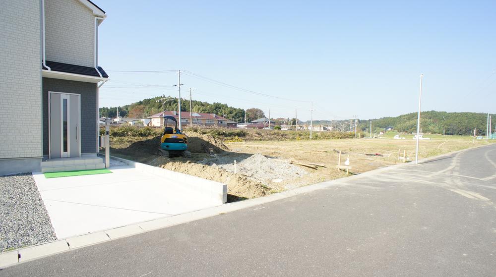 Local photos, including front road