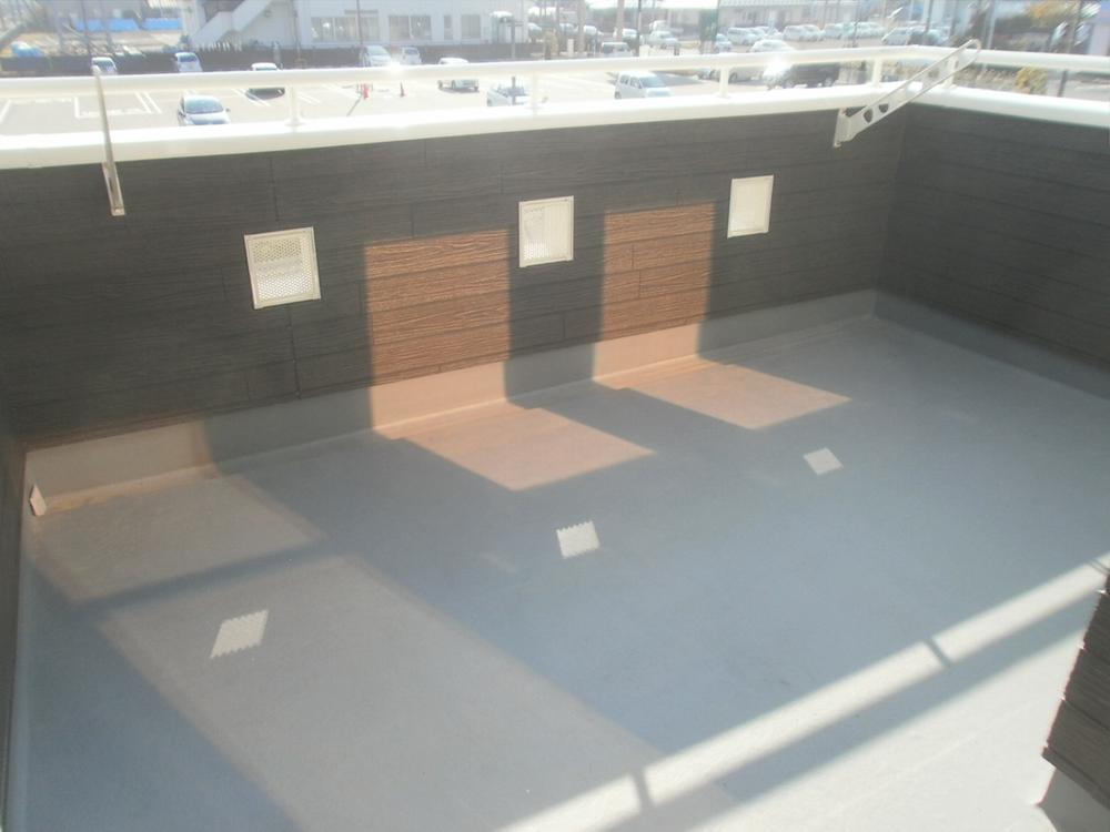 Balcony. Local (11 May 2013) Shooting