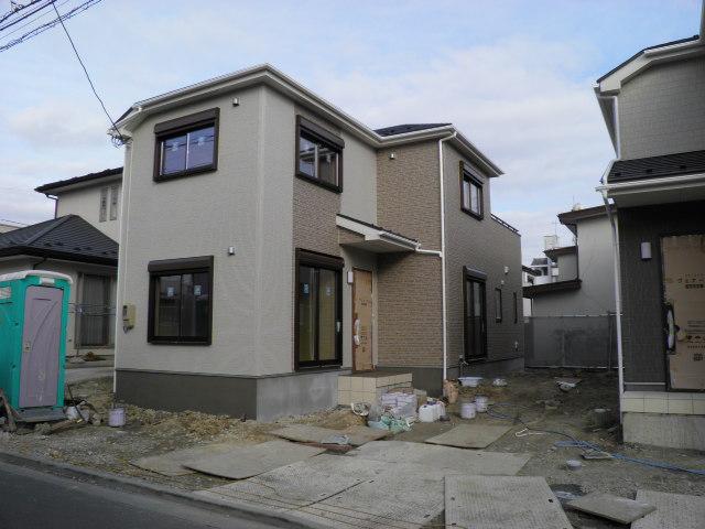 Local appearance photo. Building 3 Local (11 May 2013) Shooting