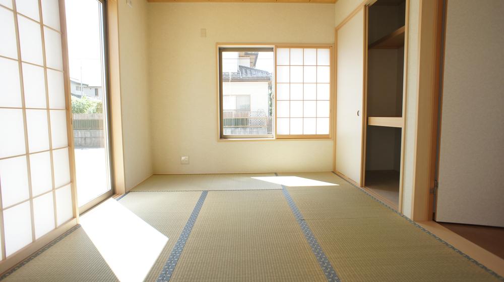 Same specifications photos (Other introspection). Japanese-style same specification example