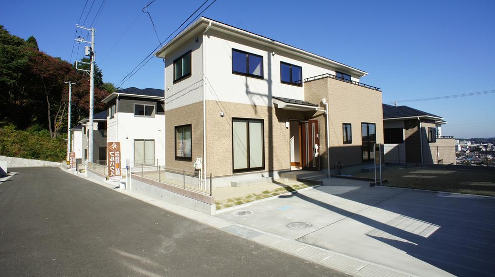 Local photos, including front road