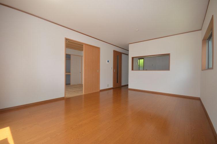 Same specifications photos (living). (1 Building) same specification Example of construction