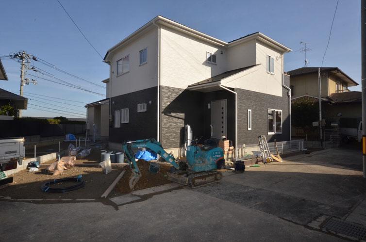 Local photos, including front road. December 26,