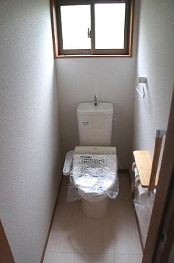 Same specifications photos (Other introspection). Same specifications toilet
