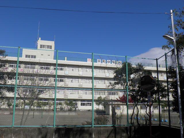 Junior high school. 908m to Sendai Municipal Saiwaicho junior high school