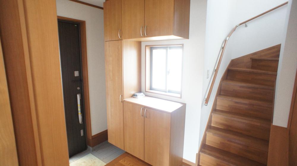 Entrance. Same specification example