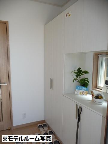 Same specifications photos (Other introspection)