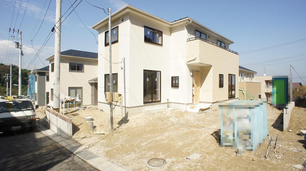 Local photos, including front road