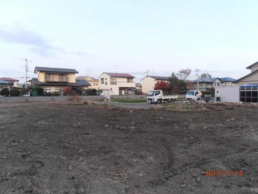 Local photos, including front road. Local (11 May 2013) Shooting