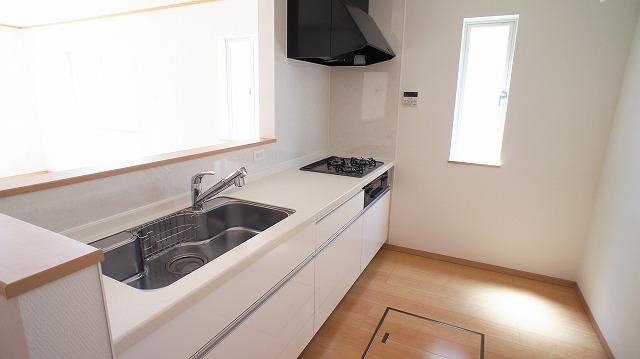 Same specifications photo (kitchen). Kitchen same specification example