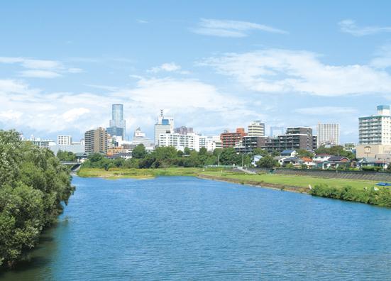 Streets around. To walk the course the 1500m moisture rich Hirose River to Hirose River.