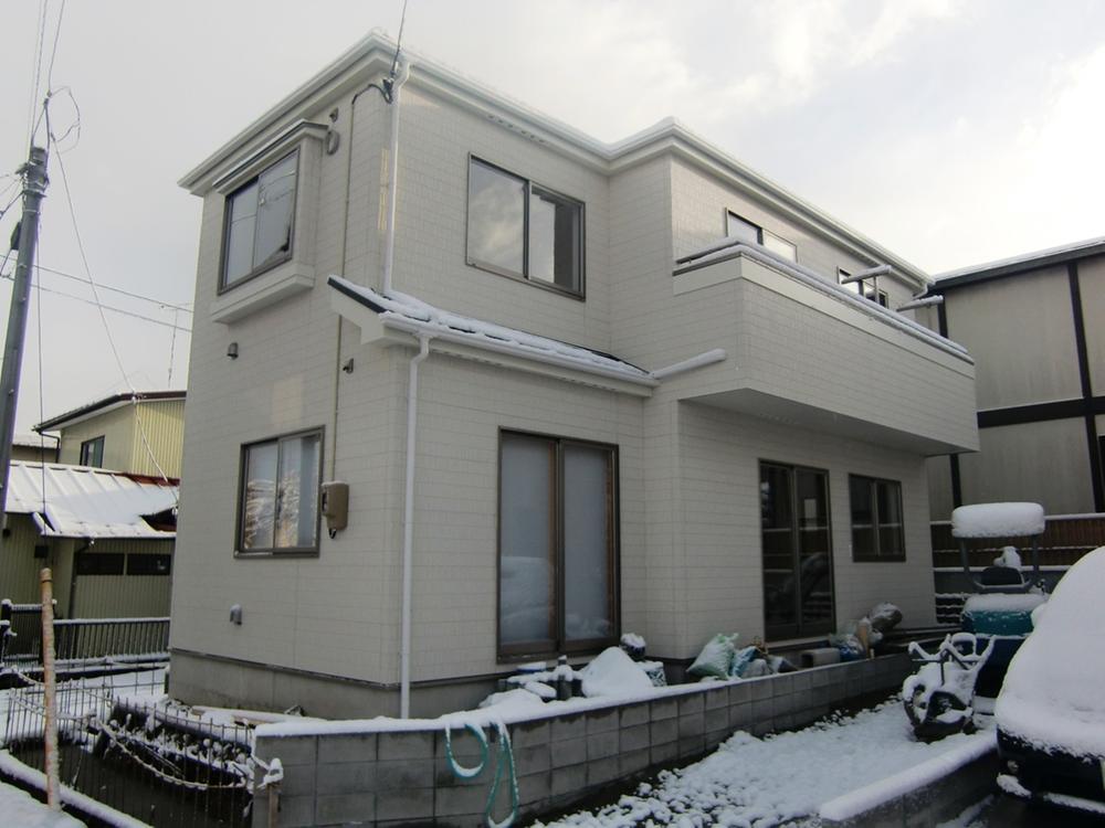 Local appearance photo. 2013 December shooting