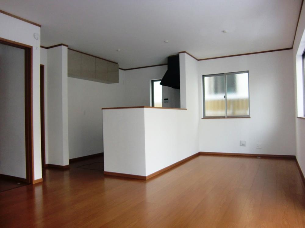 Living. Of size 16 tatami LDK.