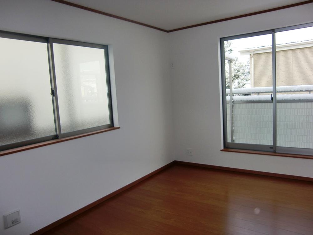Non-living room. There are housed in 2 Kaikaku room