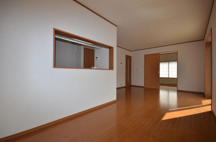 Same specifications photos (living). Example of construction