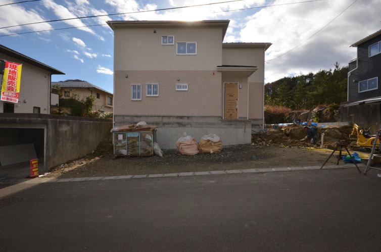 Local photos, including front road. 4 Building November 29, current Preview available