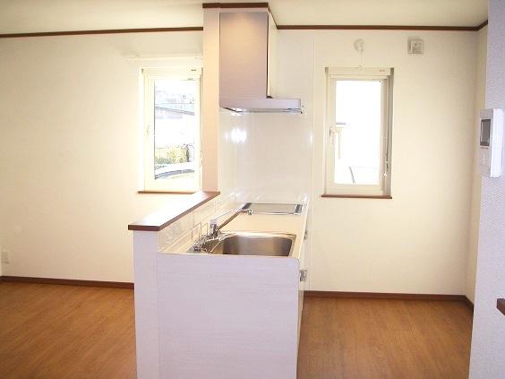 Same specifications photo (kitchen)