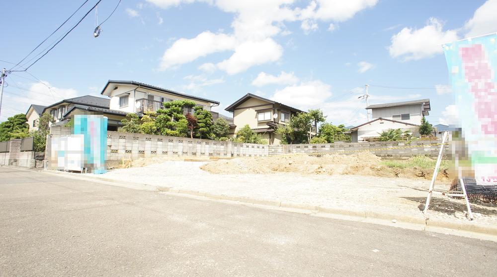 Local photos, including front road