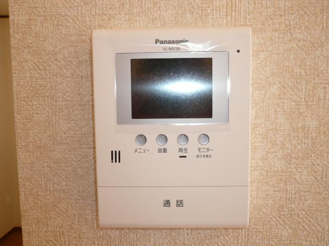 Security equipment. Ya monitor functions that can check the state of the entrance in the video and audio, Equipped with an infrared LED that can check the night visitors ☆