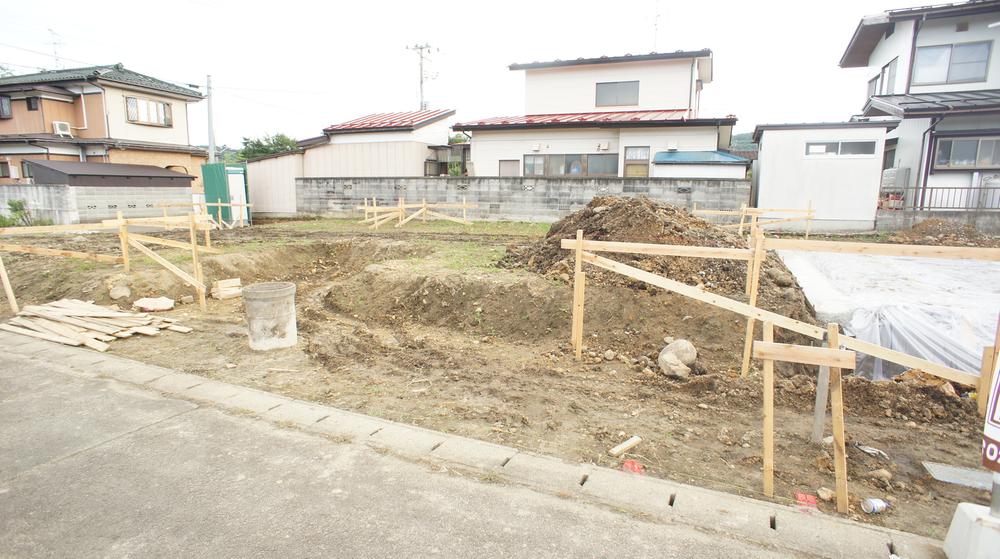 Local photos, including front road