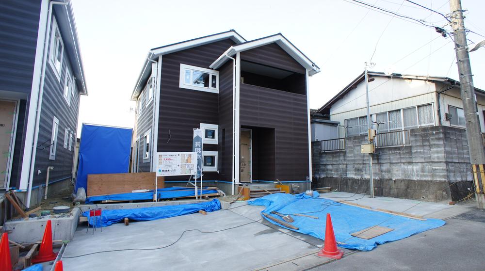 Local appearance photo