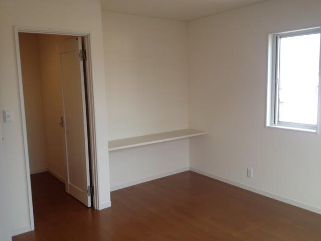 Non-living room. Room (May 2013) Shooting