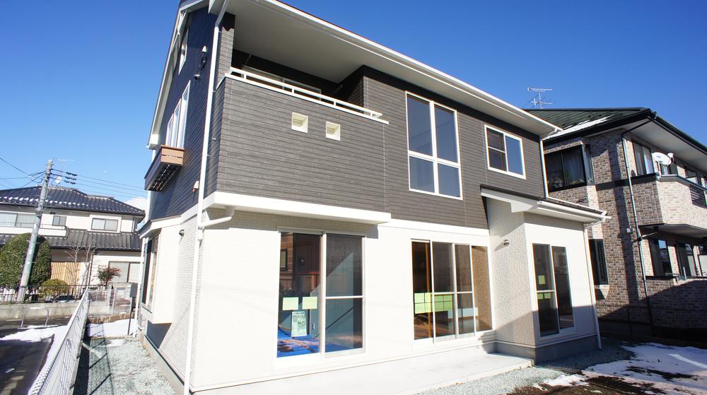 Local appearance photo