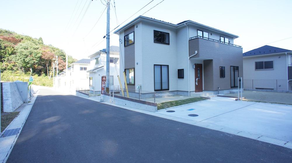 Local appearance photo