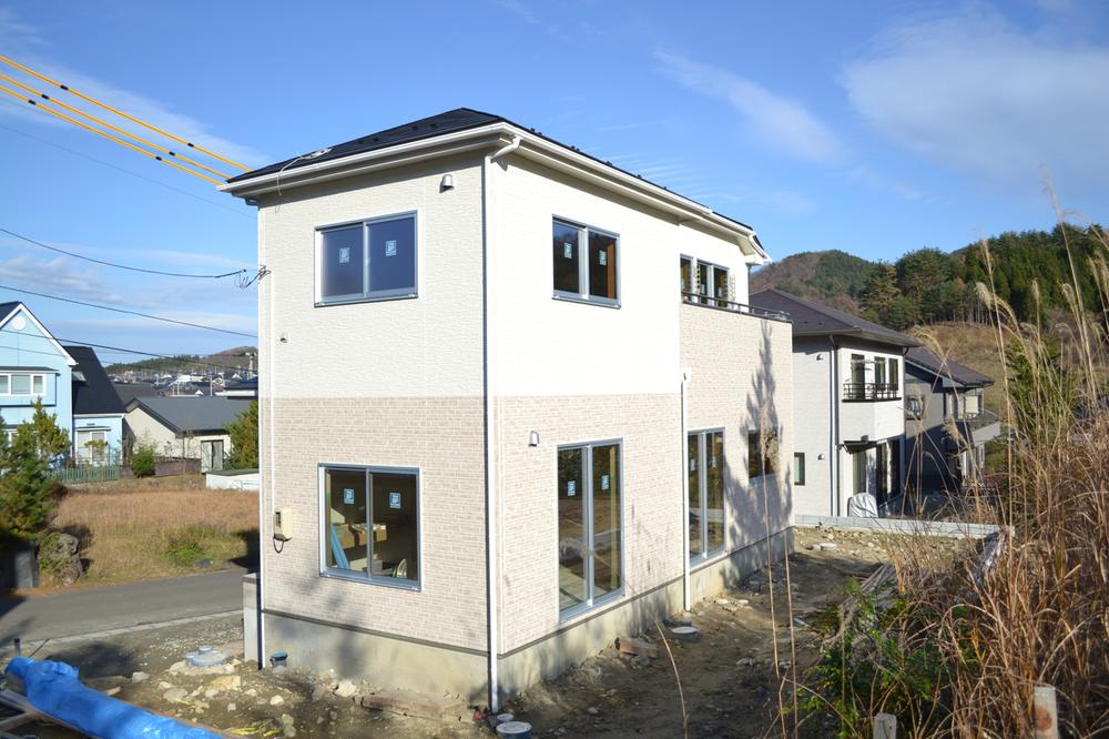 Local appearance photo. (4 Building) 2013 November shooting