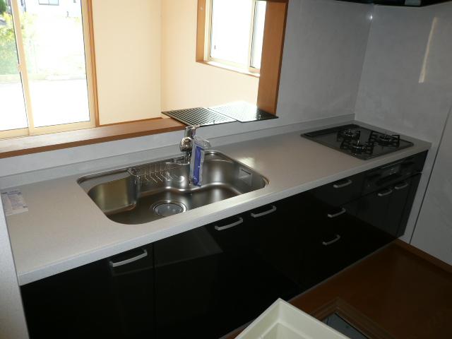 Kitchen. ● same specifications ●