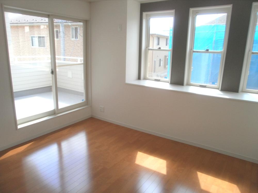 Non-living room. The main bedroom (2013 April 13) shooting