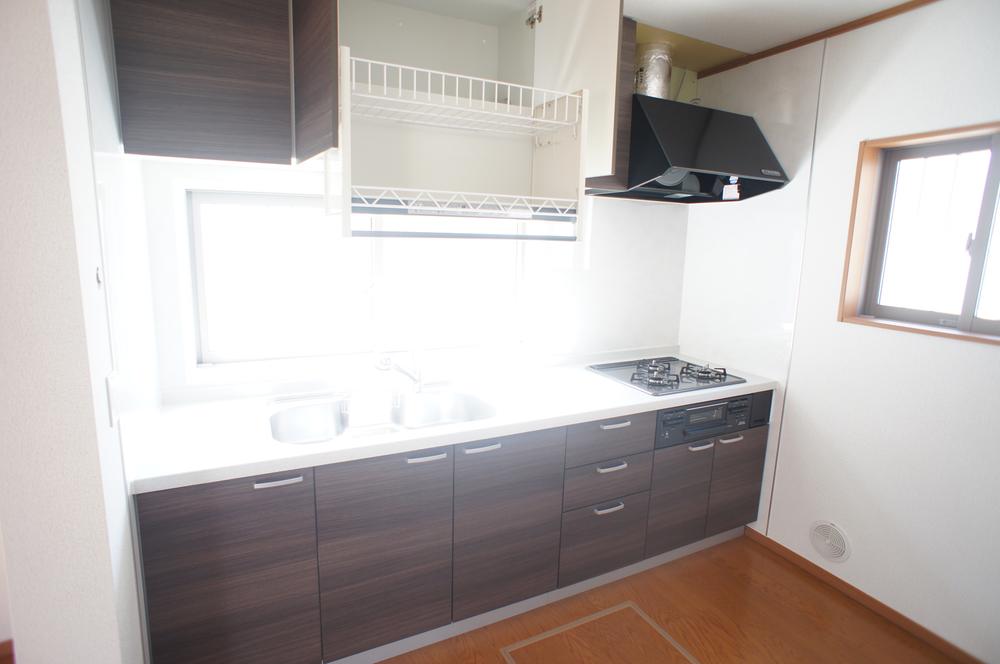 Same specifications photo (kitchen)