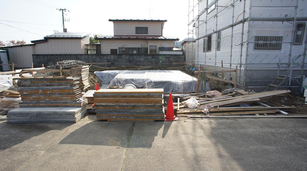 Local photos, including front road