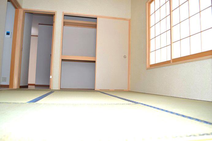 Non-living room. Same specifications First floor Japanese-style room 1 Building