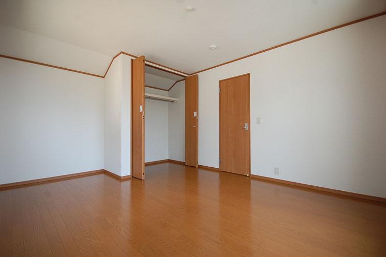 Non-living room. Western-style 9 Pledge Example of construction