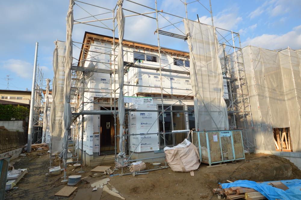 Local appearance photo. Local (11 May 2013) Shooting