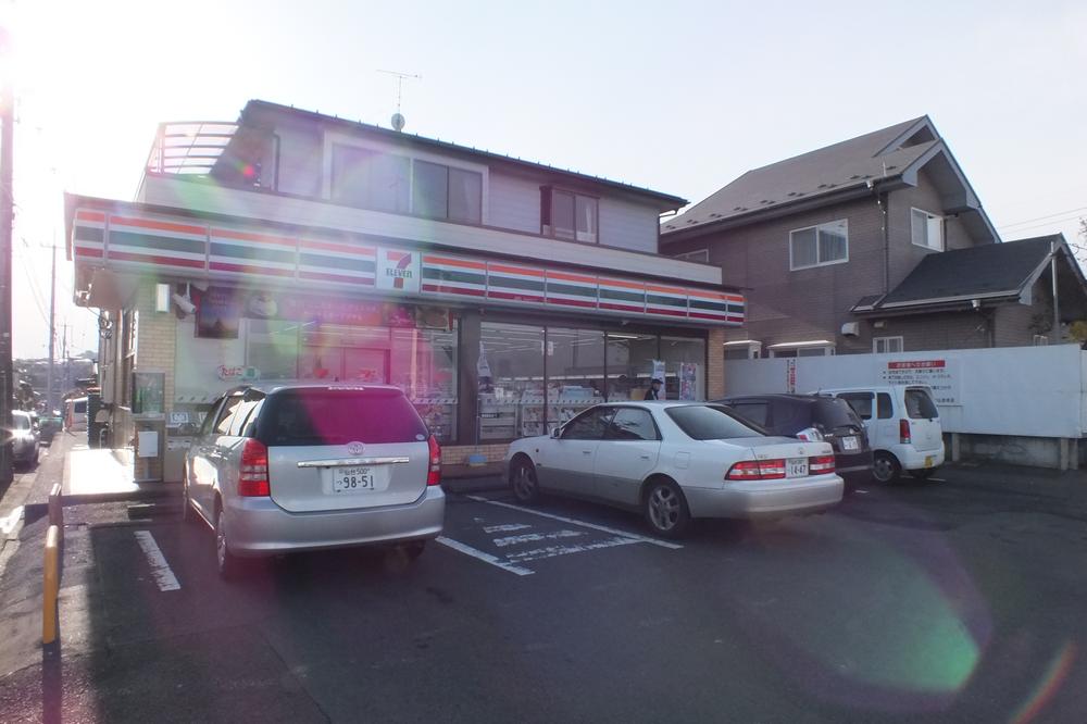 Convenience store. 41m until the Seven-Eleven store Nakayamayoshinari